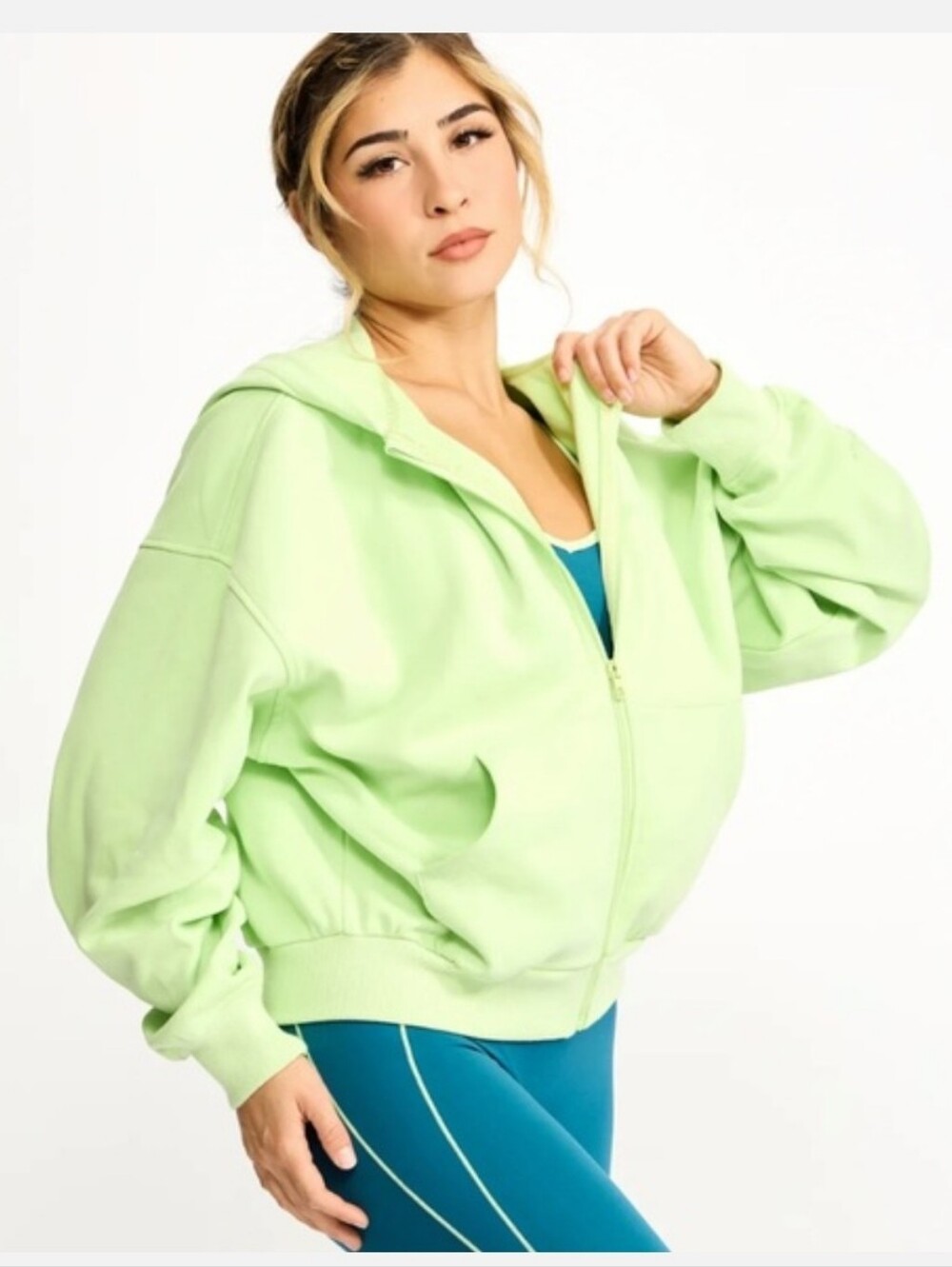 Buffbunny Full Zip Cloud Hoodie In Lima Bean Size XS